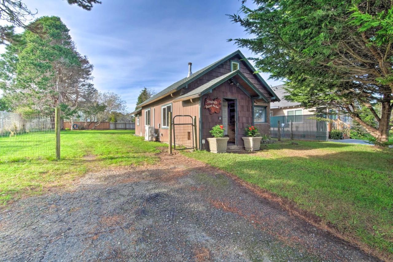 Unique Dog-Friendly Log Cabin Short Walk To Ocean Crescent City Kültér fotó